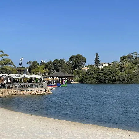 Scarlet's Place - 1 Bed Victory Village Quinta Do - Beach, Nature, Lakes Apartment