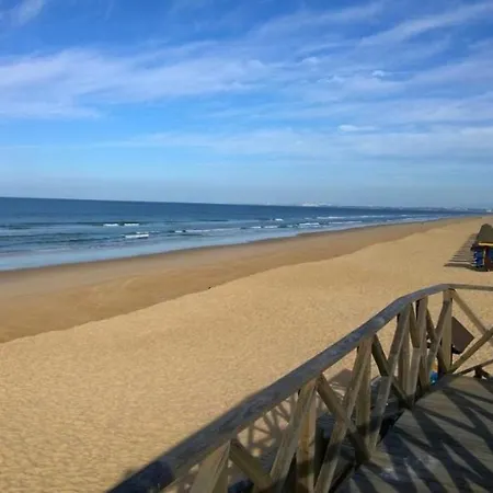 Scarlet's Place - 1 Bed Victory Village Quinta Do - Beach, Nature, Lakes Apartment