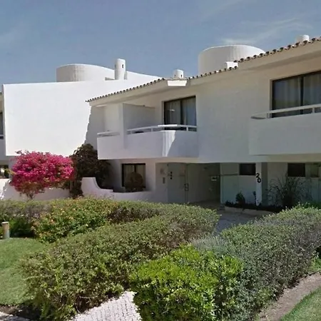 Scarlet's Place Spacious 1-bed Aprt Quinta Do